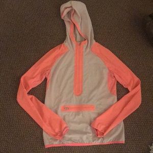 Lululemon pullover
